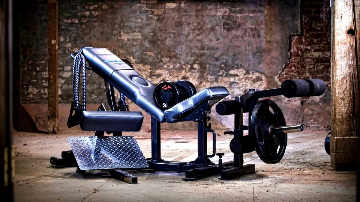 GadgetFlow's tweet image. The McCall Fitness Core Bench luxury home fitness equipment gadget.nyc/mccallfitness1 Exercise your core in multiple ways, like with 180-degree leg lifts. #workoutbench #homefitness