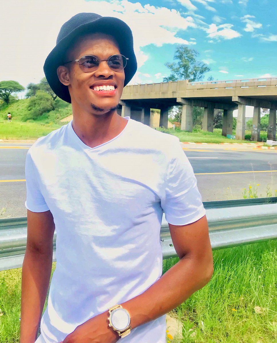 DrewMoleme's tweet photo. #DearMothoWaka I’m still waiting… https://t.co/w2R8gmAbDS