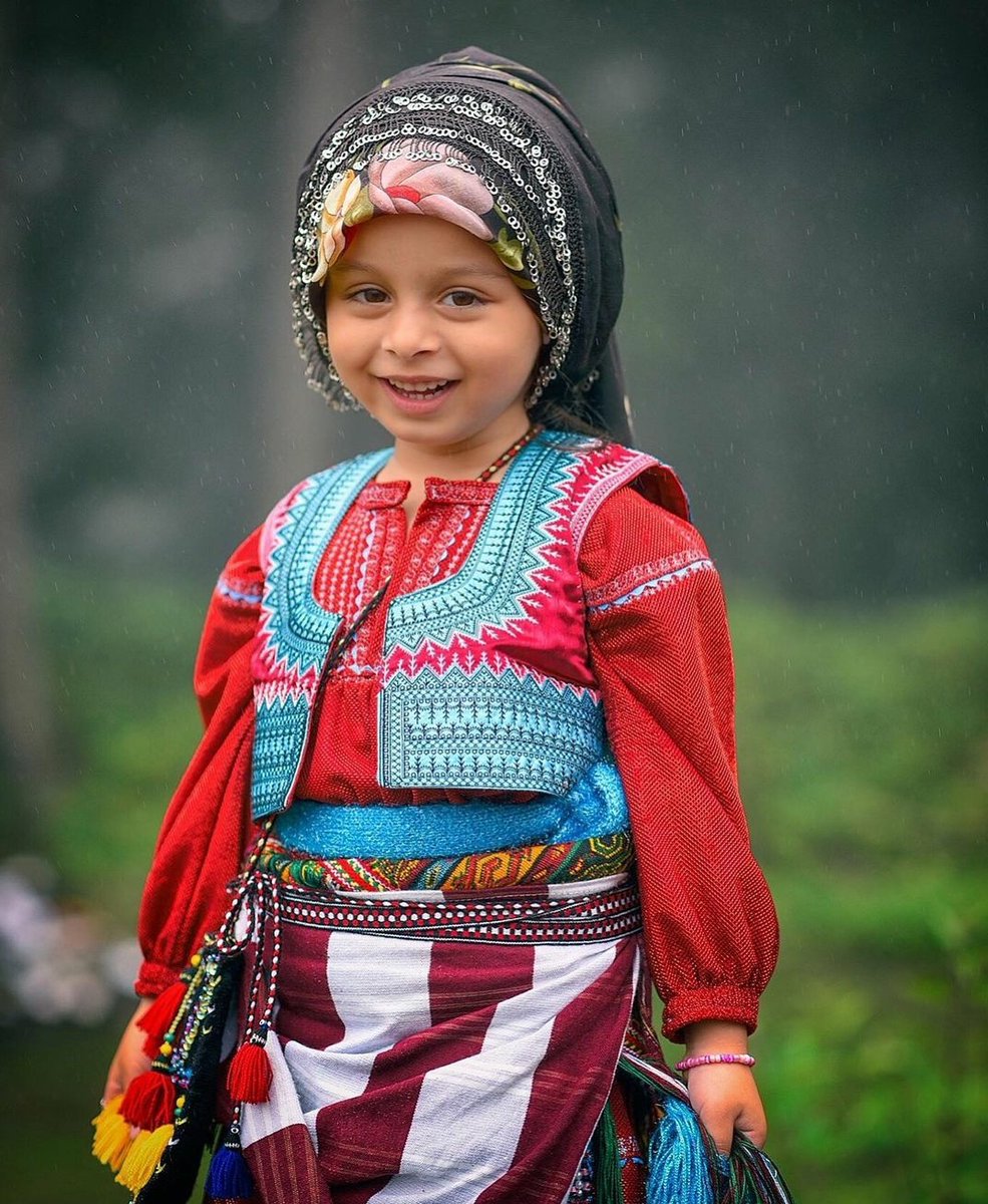 ebruaksoy61's tweet photo. Fistanı kadifeden peştamali ipekten
#Agasar #Şalpazarı https://t.co/cNvGE0jNLe