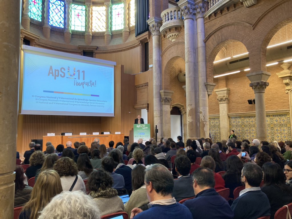 <a href="/JoseLuisLalueza/">Chusé Lalueza 🍉</a> welcome all the attendees #ApSU11 in the name of <a href="/apsucat/">XarxaApS(U)CAT</a>
