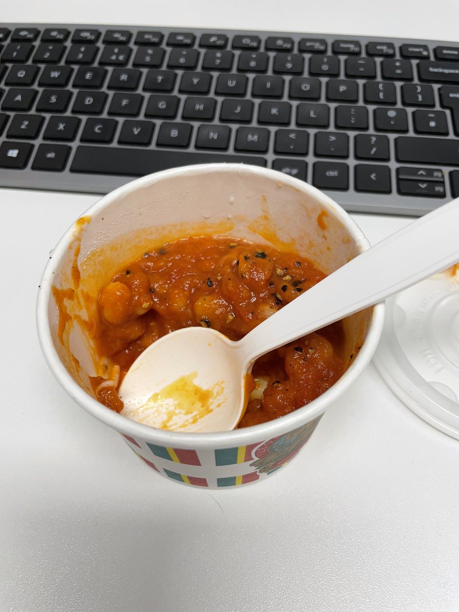 dan_dan87's tweet photo. @leonrestaurants what do I have to do to ensure I get what I order each visit? I double check and they assure me its correct, but when i get to my office the order is wrong!! Its a tricky order, poached egg pot with an extra egg!! #fastfoodcozitswrong https://t.co/Sl5UeB5gTj