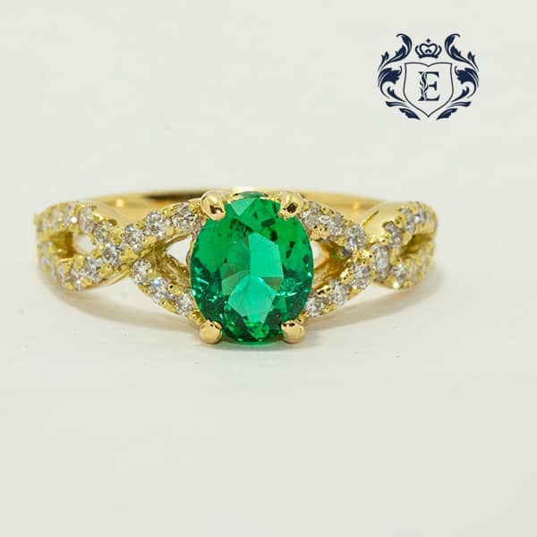 eleora_gems's tweet photo. Zambia hosts the finest emeralds in the world. This 0.87ct natural emerald has exceptional clarity, hue and tone. 100% natural with no oil or any enhancements.

It's been set in 18K #gold on a bed of pink #sapphires and 36 natural white #diamonds.
https://t.co/ByU0T6yVH6 https://t.co/OgYKYqTW9m