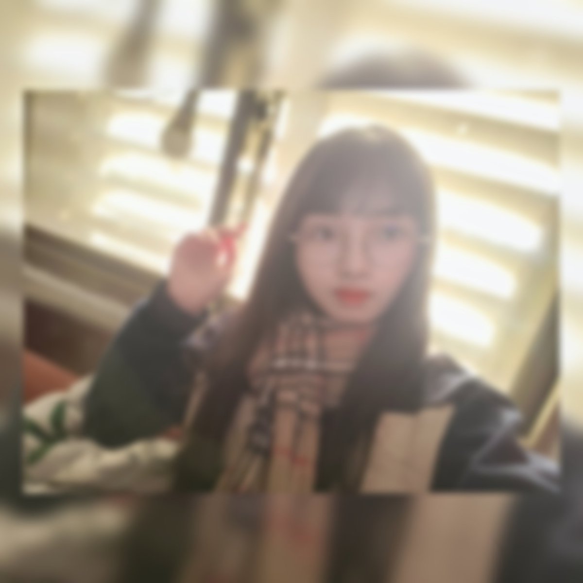 天氣冷冷的🥹我很怕冷
所以都穿很多ww 
想當然沒辦法讓你們色色ㄛ🤣
在這邊謝謝有抖內給我的五個粉絲
你們的心意我收到囉☺️☺️
我說真的本來以為會沒人抖 
所以才跟朋友打這個賭ww 
下午的太陽最好拍了😍
這是熱騰騰剛出爐的其中一張照騙
（對！你沒看錯！！是照騙ㄛ😏😏 https://t.co/SSawY7JADD