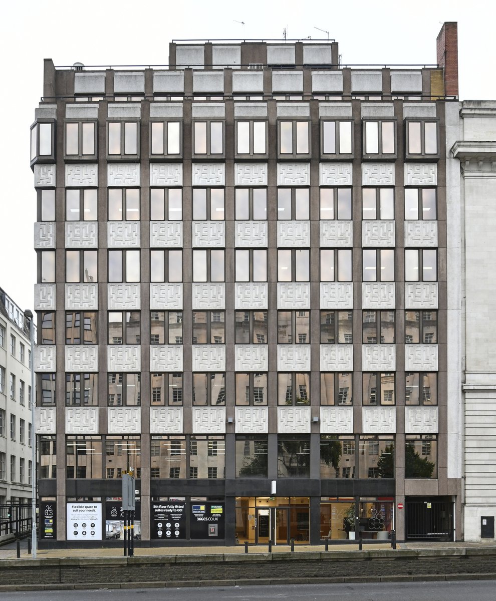 We have successfully sold Birmingham’s 36 Great Charles Street on behalf of @Circle Properties PLC for £3.71m, reflecting a net initial yield of 7.43%. Read more here: tinyurl.com/ywp7pj66