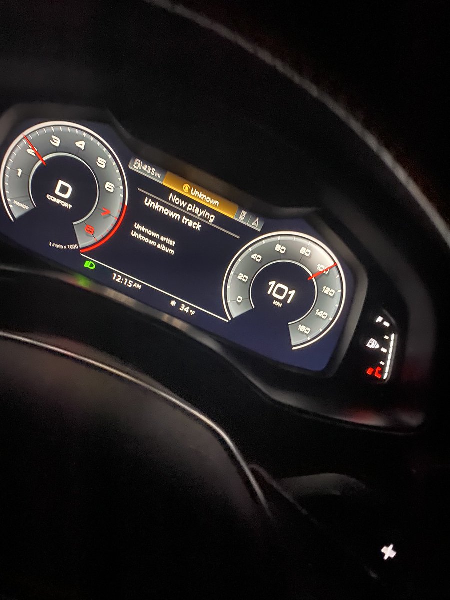 Rajeshshen's tweet image. That’s 
163 
164
165 kilometers per hour 
#Audi #DrivingMachine 
😳😳😳😅