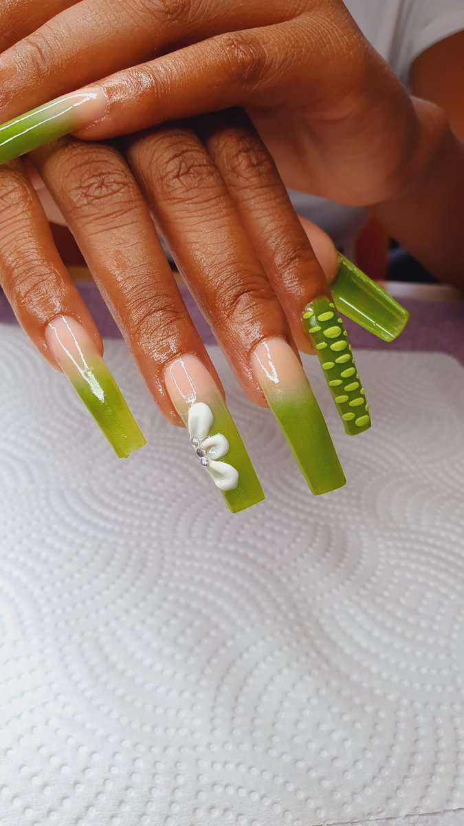 MasabataJeanet4's tweet photo. #BBTitians
#rustenburgnails
#Nailsby thuli
My whatsapp is 0724131876 https://t.co/J9VX62UcqE
