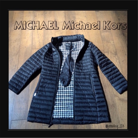 vanderhoof_m's tweet photo. So good I had to share! Check out all the items I'm loving on @Poshmarkapp #poshmark #fashion #style #shopmycloset #tommyhilfiger #jessicasimpson #michaelmichaelkors: https://t.co/PrSLCSX5Gq https://t.co/Hg2zK44bjt