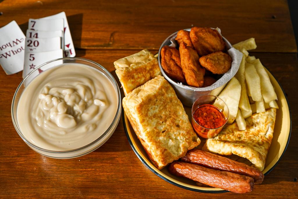 Back by popular demand, the old Full Combo!!

#AkaraCafe #alldaybreakfast #MixedNigerianBreakfast