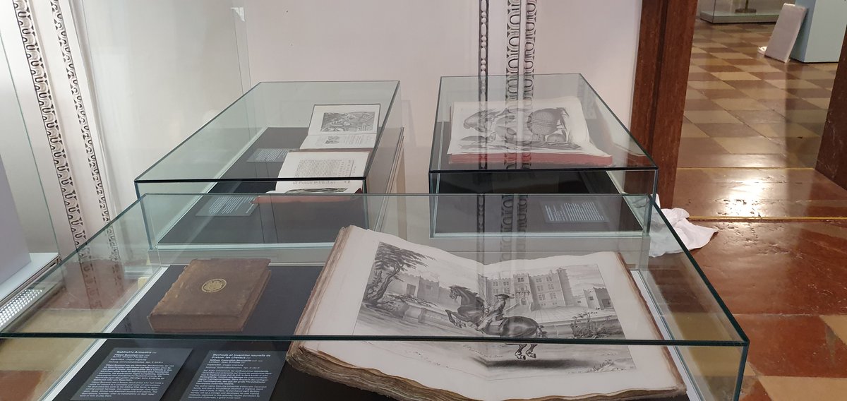 cb_ischl's tweet image. Einige Eindrücke vom Aufbau der Colloredo-Ausstellung im DomQuartier, die heute feierlich eröffnet wird: Die Universitätsbibliothek ist mit Bücherprachtwerken und wertvollen Handzeichnungen vertreten. Virtuell kann in den Büchern sogar geblättert werden! #Colloredo #Domquartier
