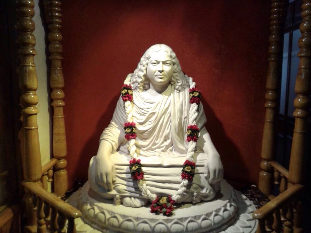 SwPranavanandaG's tweet photo. The body and the mind become strong, healthy and vigorous by the restraint of the  senses and subjugation of passions and thereby veritable power and peace are attained.
~ Acharya Srimat Swami Pranavanandaji Maharaj
#SwamiPranavananda 
Swami Pranavananda
#swamipranavananda https://t.co/gy2baCpKzO