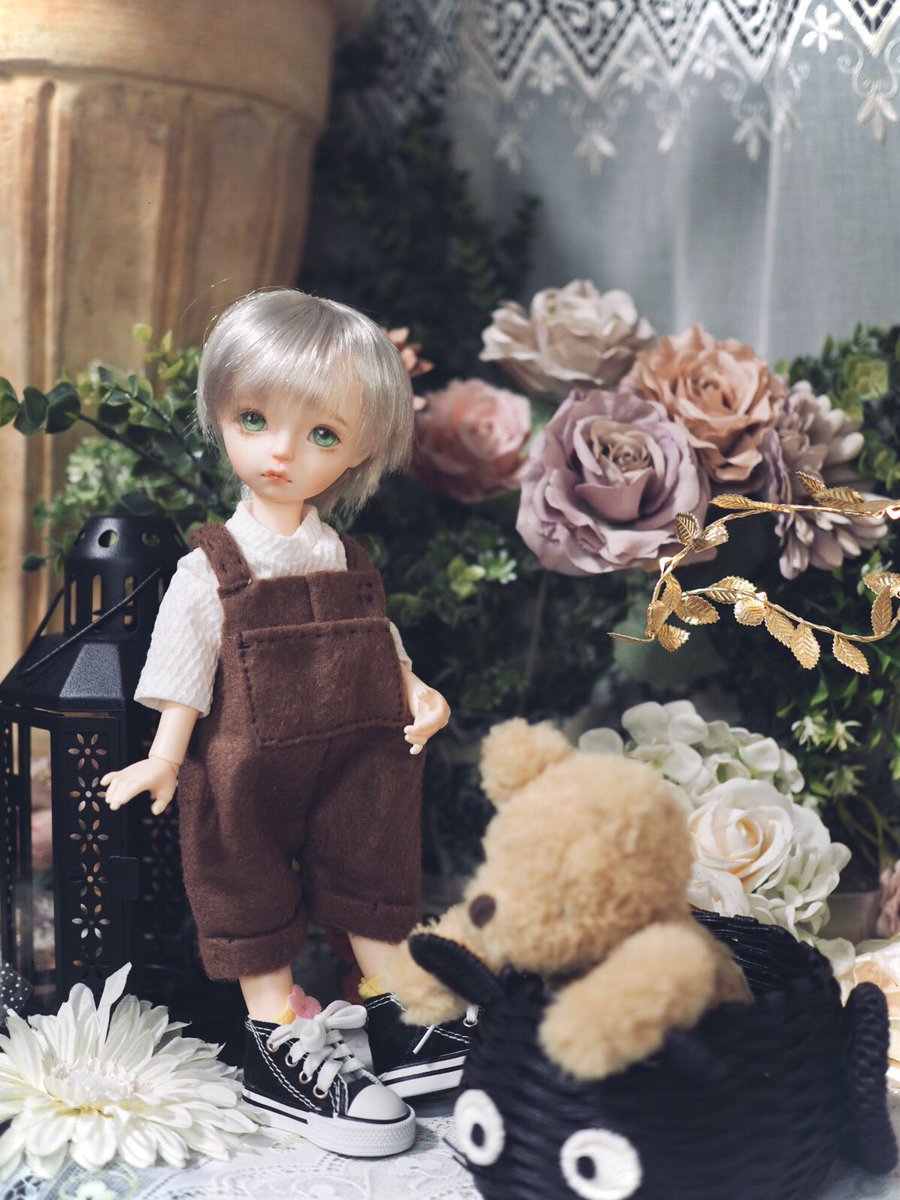 kotorie1218's tweet photo. 以前に別の子のために作ったお洋服(サロペットとポンチョ)が着れました〜☺️つたない出来ではありますが、なんか感動です👏✨
#imda #imdadoll #Modigli エメ
#ハンドメイド https://t.co/wslt8CVG1o