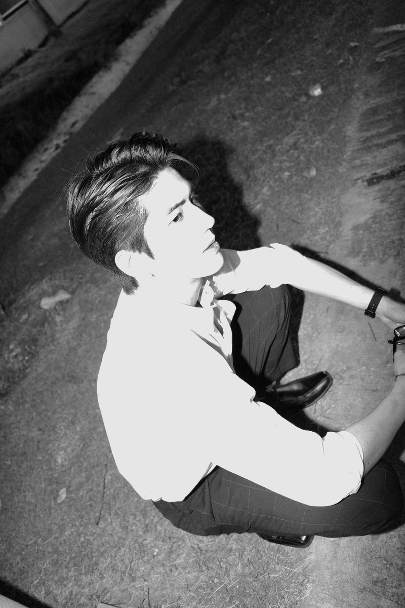 Sea_tawinan's tweet photo. M.I.B 🎱 https://t.co/b40CDNO9LQ