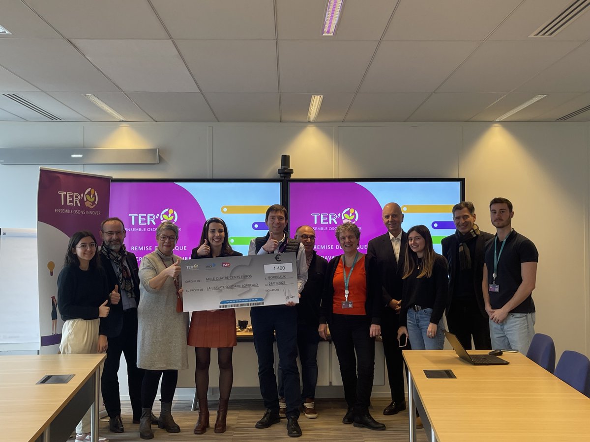 sncfrse's tweet photo. RSE, SNCF Nouvelle-Aquitaine s’engage…

En 2022, SNCF TER Nouvelle-Aquitaine a lancé le challenge d’innovation TER’O. Hier, @LaCravateSolidR  Bordeaux a reçu un chèque de 1400€.

SNCF Voyageurs est heureuse de pouvoir accompagner @LaCravateSolidR  Bordeaux dans ses activités. https://t.co/3ayhBZDoO3