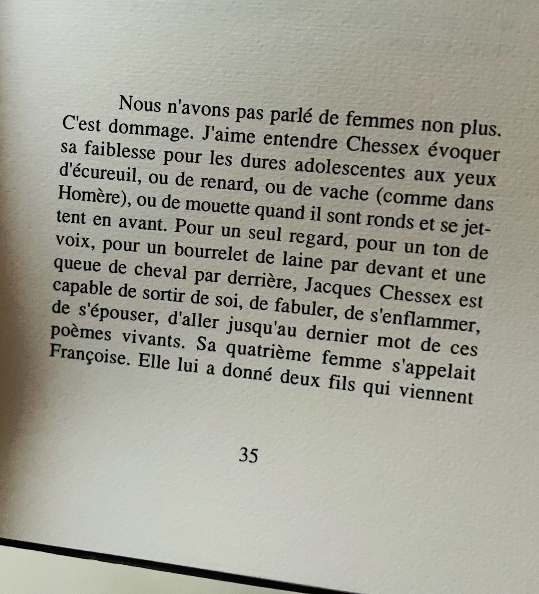 ArnaudBedat's tweet photo. Le grand écrivain suisse Jacques Chessex et « sa faiblesse pour les dures adolescentes aux yeux d’écureuil, ou de renard, ou de vaches (comme dans Homère) ». Euh oui, comment dire… 
(«L’après-midi à Ropraz», P.O. Walzer, 1990) #CoupDeFilet #LectureDuJour https://t.co/gyEGYTt3tD
