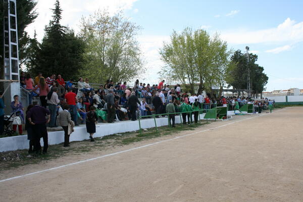 🔝 Esos partidos entre el <a href="/cultuvaldeganga/">Cultural Valdeganga</a> y <a href="/AtcoMahoraInfo/">Atlético Mahora</a>

💣 Las fotos que aquí tenemos son de un partido en Valdeganda en 2️⃣0️⃣1️⃣2️⃣

👏 ¡Pasión por su equipo!