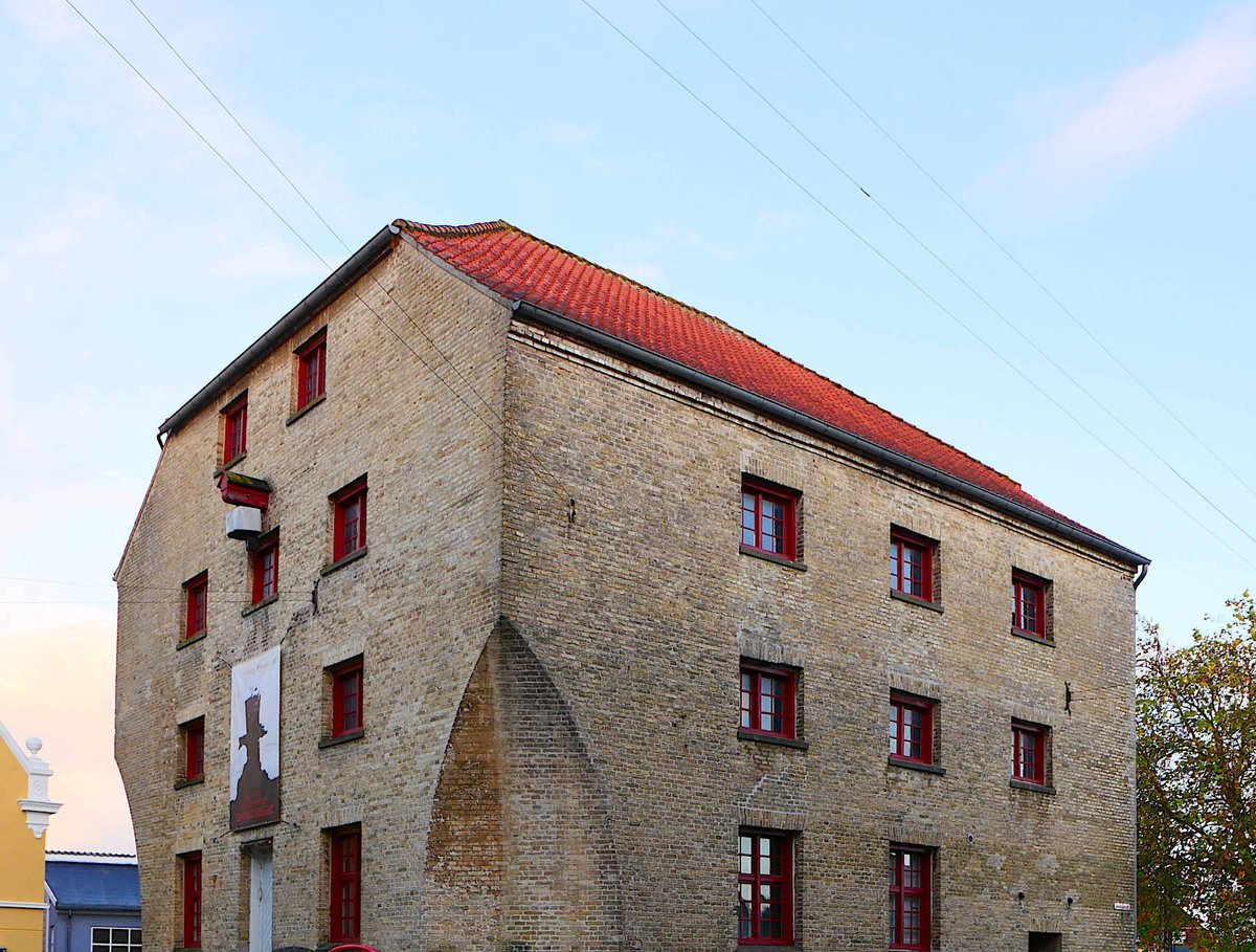thelinkberlin's tweet photo. #MiercolesEnladrillado Von Backsteingotik und Kontorhäusern in Hadersleben, Dänemark.

#Haderslev #Backstein #Klinker #Ziegel Fotos © Jan Dimog, https://t.co/ODTalZVzJV https://t.co/t5wHCPQGgL