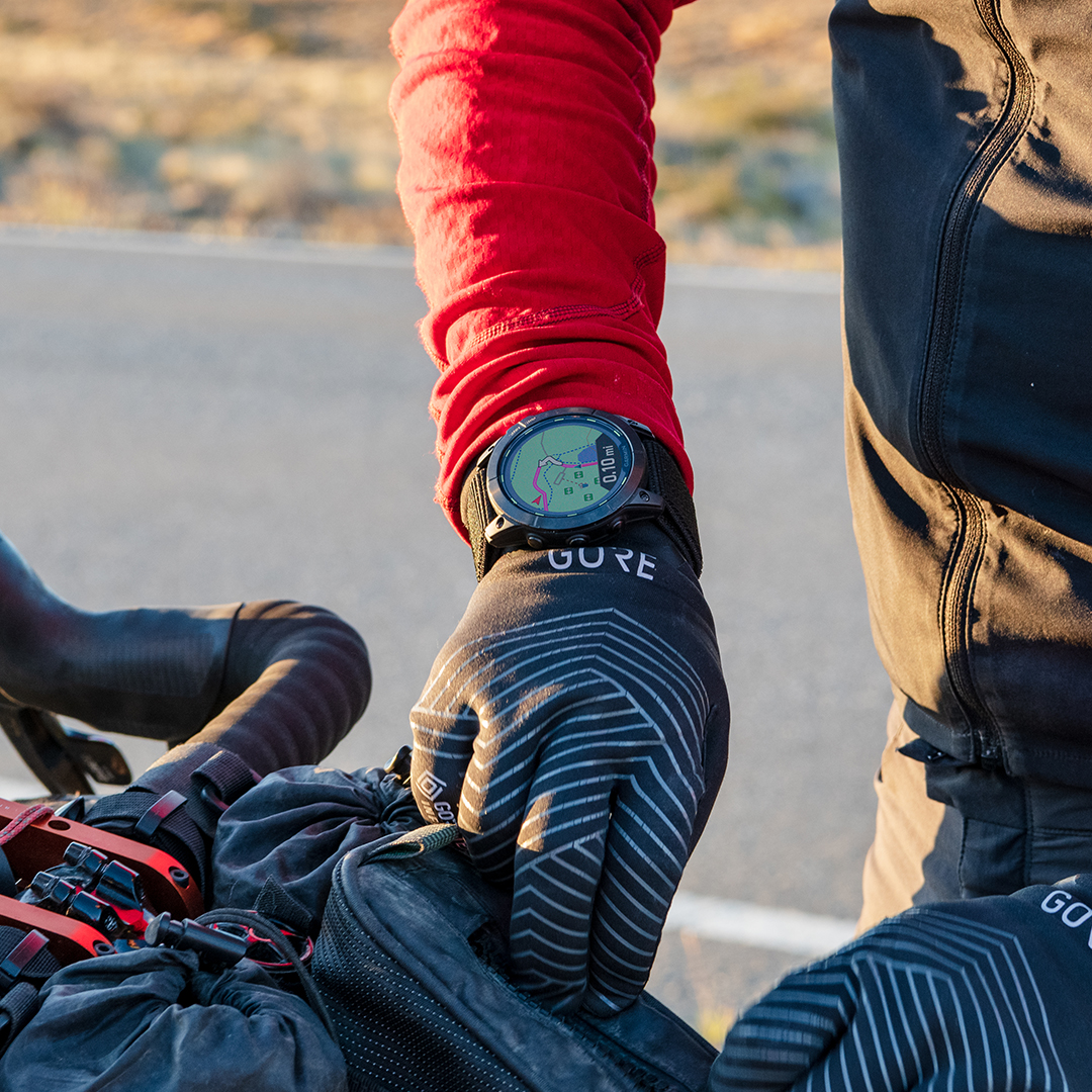 GarminFrance's tweet photo. Vous roulez pour vous échapper. Découvrez jusqu'où vous pouvez aller avec #Enduro2. La montre ultra endurance avec cartographie intégrée et jusqu'à 150 heures d'autonomie en mode GPS grâce à l'énergie solaire.
Plus d'info : https://t.co/q9tfOUlx2J https://t.co/hlG6F2ijky