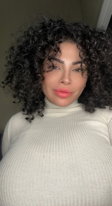 Guess my age🤔 https://t.co/Gzes2hZffp