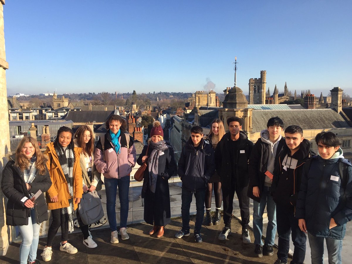 bacsixthform's tweet photo. Our students enjoyed exploring future opportunities at @UniofOxford and learning about the next steps they can take in their academic journey. #futureplanning #sixthformlife https://t.co/7DO7ntgebz