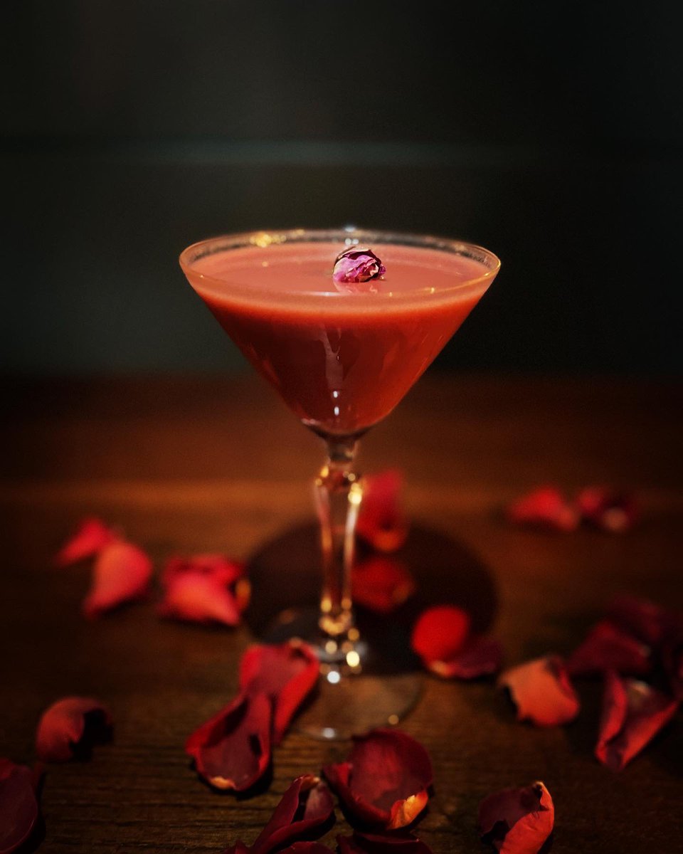 ❤️Santes Dwynwen Hapus pawb ❤️

It's Dydd Santes Dwynwen (Welsh Valentine'sDay) 
We're celebrating with our exclusive 'Cariad' cocktail ❤️🏴󠁧󠁢󠁷󠁬󠁳󠁿

Don't forget we've got our fabulous steak offer this evening 🥩🤩

☎️ 01834 860318
