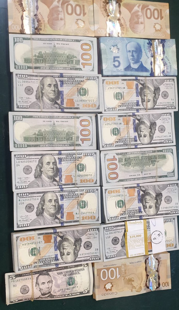 CustomsJiap's tweet photo. In pursuance to FBR policy of anti smuggling of currency and contraband goods during the evening shift on 24th January,2023 at Jinnah International Airport, Karachi, Pakistan Customs intercepted a passenger namely Raheel Dhanani, destined to Canada via flight No. TG 342
1/2 https://t.co/x81KJ6Ktlw