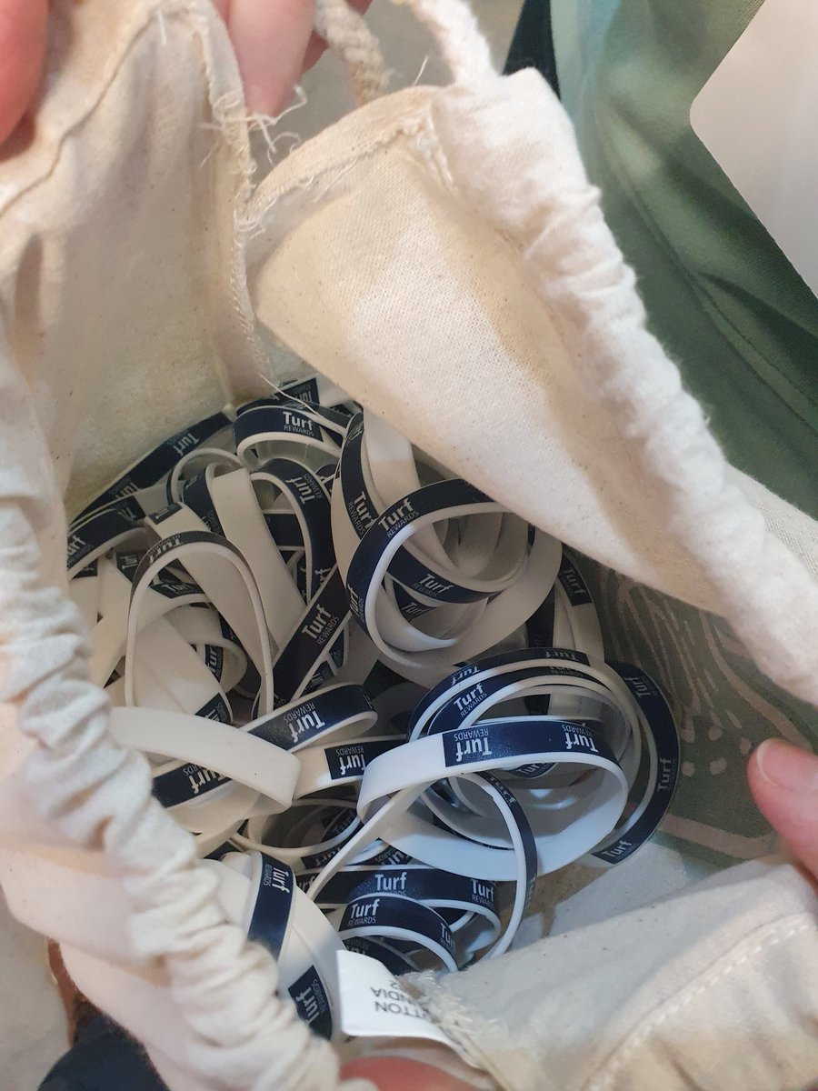 PhilColl_ICL's tweet photo. For those registered for tonight's #TurfRewards drinks reception make sure you collect your wristband from the @SyngentaTurfUK stand! https://t.co/WdnjiZDnw5