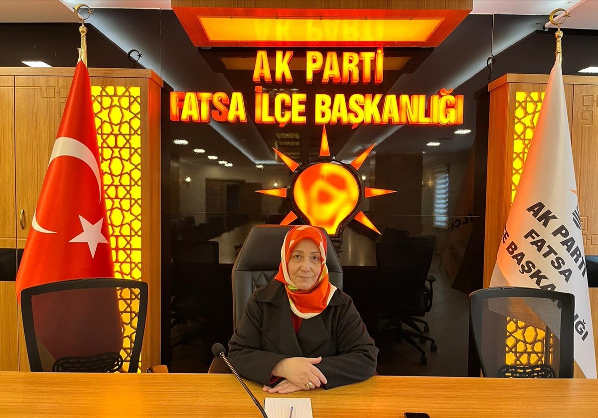Bugün AK Parti Fatsa İlçe Kadın Kolları Teşkilat Nöbetçimiz;
Ekonomi İşler Başkan Yardımcısı 
Sn. Leyla Oruç 
⏱ 11:00 - 16:00 
Soru, görüş ve önerileriniz için; 
📌 AK Parti Fatsa İlçe Başkanlığı
☎ 0452 424 00 39

 İyi nöbetler diliyoruz.

#AkNöbet