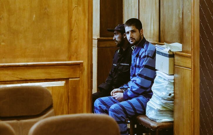 ahampay's tweet photo. #محمد_قبادلو چشم امیدش به ماست.
#مهسا_امینی https://t.co/vj4piaRpvx
