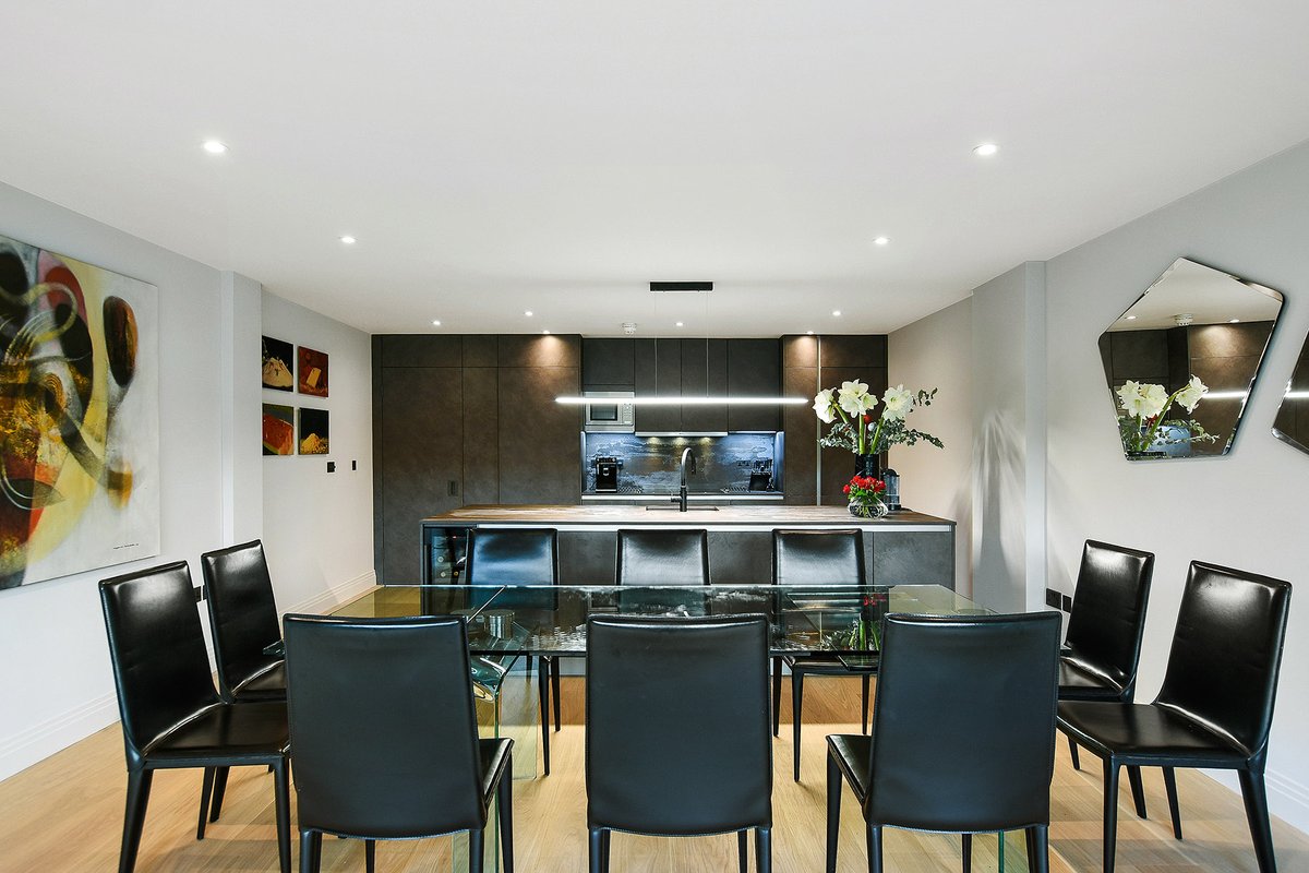 With more than 30 years of experience within the home and lifestyle field, we pride ourselves on our ability to use this wealth of knowledge to work with you to transform your kitchen into your dream living space.
Find out more at: ebstonekitchens.co.uk