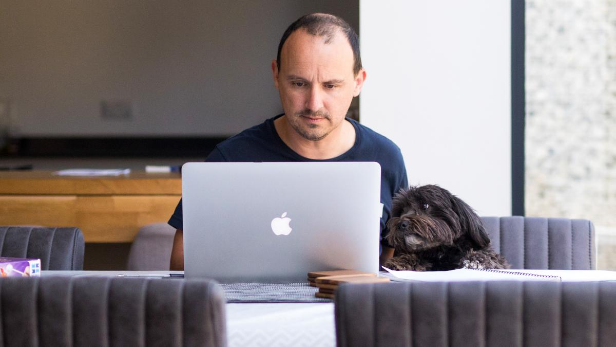 HRCaddy's tweet photo. Do you offer #workfromhome?

Working from home saves British workers 73 minutes per day, reveals @nberpubs.

Read more on @thetimes at https://t.co/5IkfZcgEeY

#HRadvice https://t.co/1CnM9Puo7j