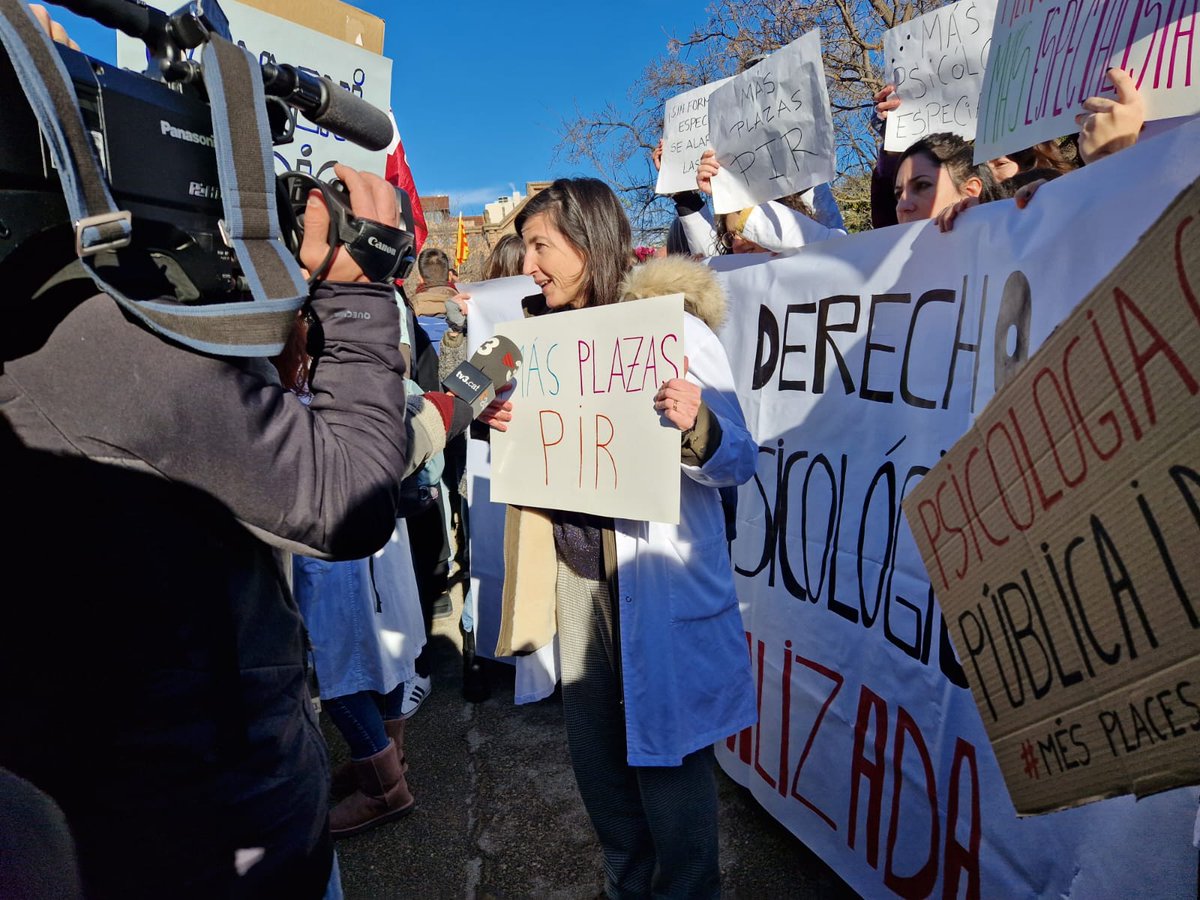 Defendiendo en #Cataluña el derecho de la ciudadanía a recibir atención psicológica especializada en la #SanidadPública