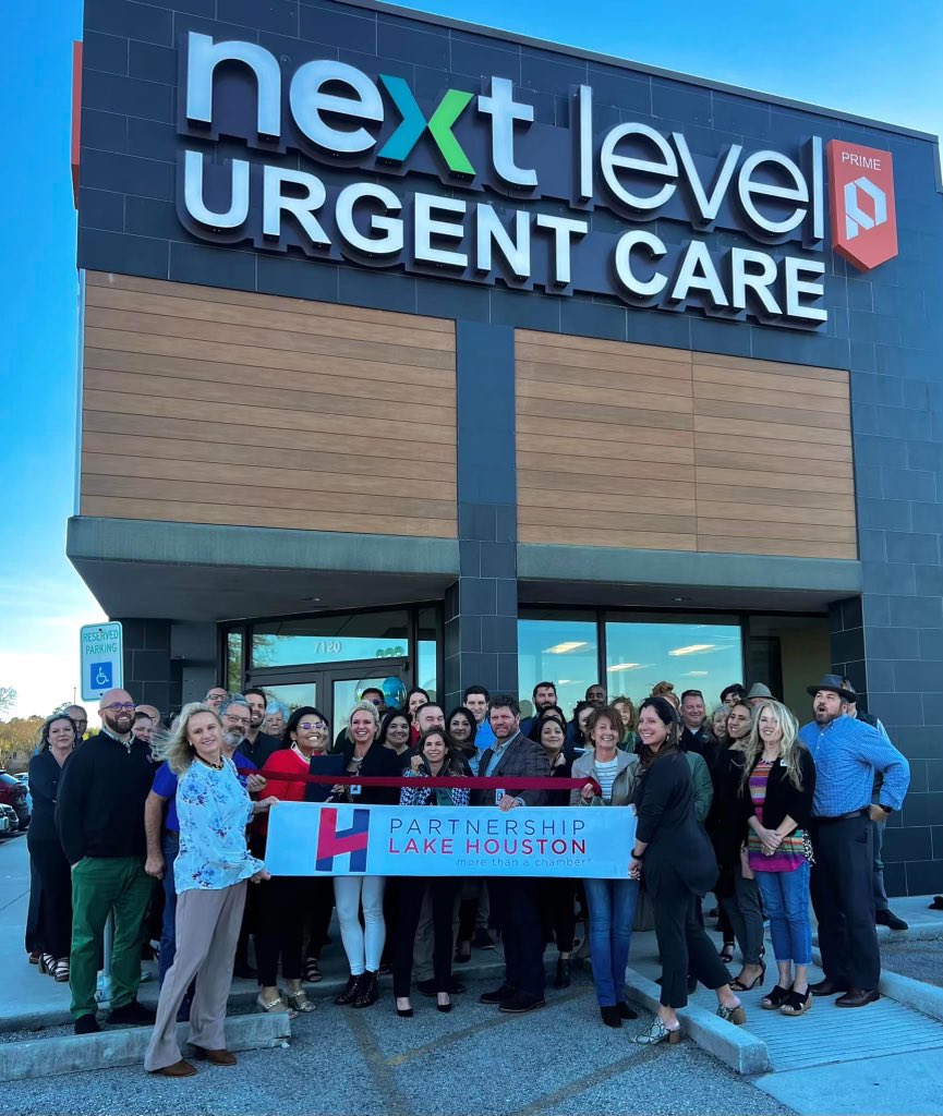 Nextleveluc's tweet image. Our commitment to community is how we take our service to the #NextLevel! 👏
.
.
.
.
.
#commitmenttocommunity #commitmenttoexcellence #nextlevelurgentcare #nextlevel #celebratingservice #expertcare #urgentcare #urgentcarecenter