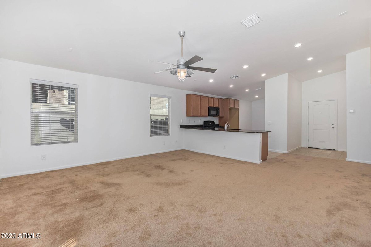 KrysTheRealtor's tweet photo. 36870 N CORONADO Lane, San Tan Valley, AZ 85140 just hit the market!
Take a look at this awesome space: https://t.co/XPuTS2pm9p https://t.co/SH0fdk3mxG