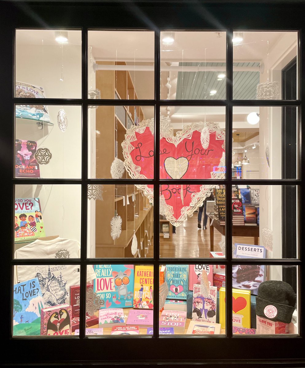 A quick reminder that Valentine’s Day is less than 3 weeks away ⏰💕

If you’re looking for the perfect gift or need some inspiration, look no further than your friendly, neighborhood bookstore 📚🛍

Stop by the shop today or visit our website👇

charterbookstore.com/front-page