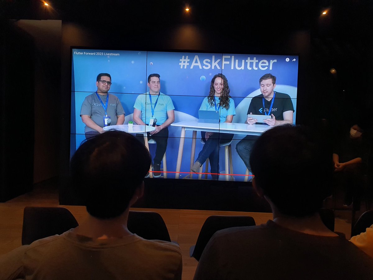 Chompoo23190709's tweet photo. Watch Party Flutter Forward 2023 Livestream #FlutterForward at The 1 Office, Thailand :) https://t.co/Nhj14plWwa