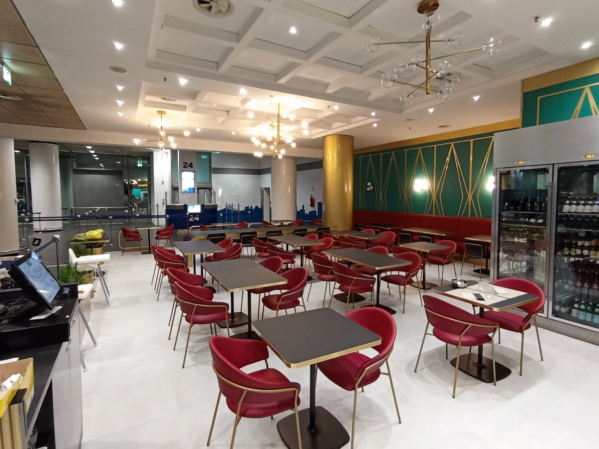 BlueRedGroup tweet media