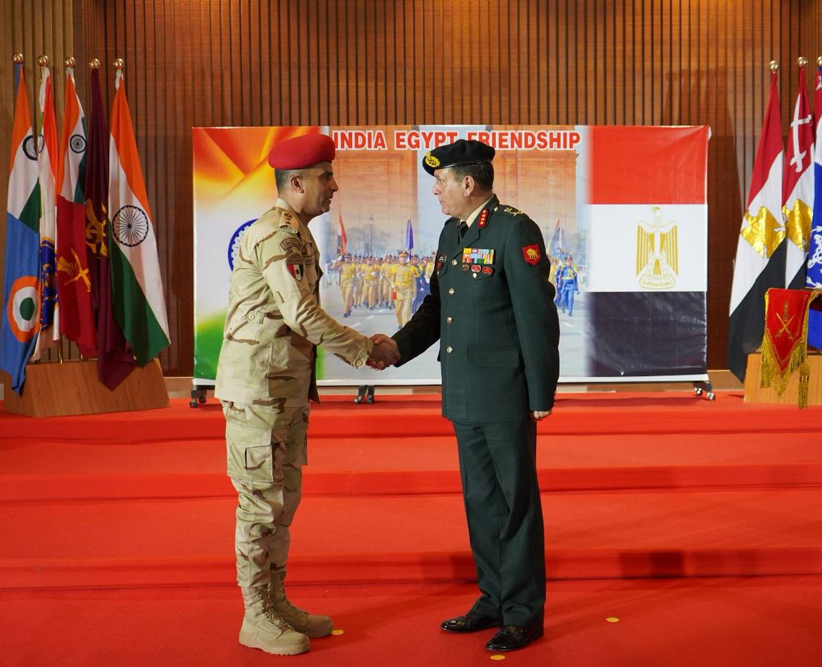 adgpi's tweet photo. Lt Gen Dhiraj Seth, GOC Delhi Area interacted &amp; felicitated the Egyptian Armed Forces marching contingent participating for the first time, in the #RepublicDay23 Parade. The participation of the contingent bears testimony to the long-standing friendship between both the Nations. https://t.co/RO5MeoFkmW