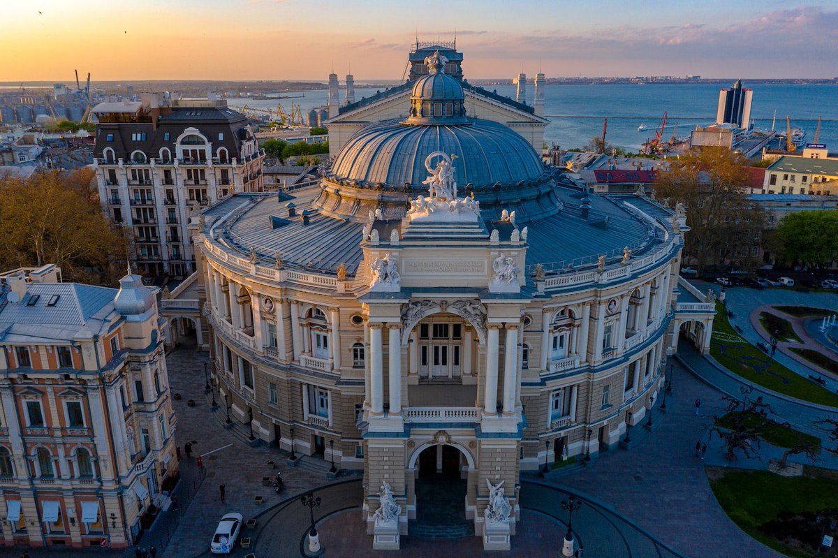 What a powerful contribution to our common Victory on cultural front! 
The "Historic Center of the Port City of Odesa" 🇺🇦 is included in <a href="/UNESCO/">UNESCO 🏛️ #Education #Sciences #Culture 🇺🇳</a> # World Heritage List in Danger.