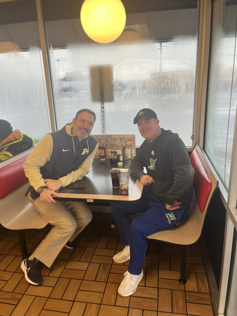 Been <a href="/WaffleHouse/">Waffle House</a> since 7am talking to coaches…longest I’ve ever sat in here!! Lol. Appreciate your time <a href="/CoachTibs/">Tim Tibesar</a>!! Still gettin’ some work in on this “snow day”!! Some great stories coach!! Can’t wait to get up there this spring &amp; learn from the 🐐 <a href="/BallCoachJoeMo/">Coach Joe Moorhead</a>!!