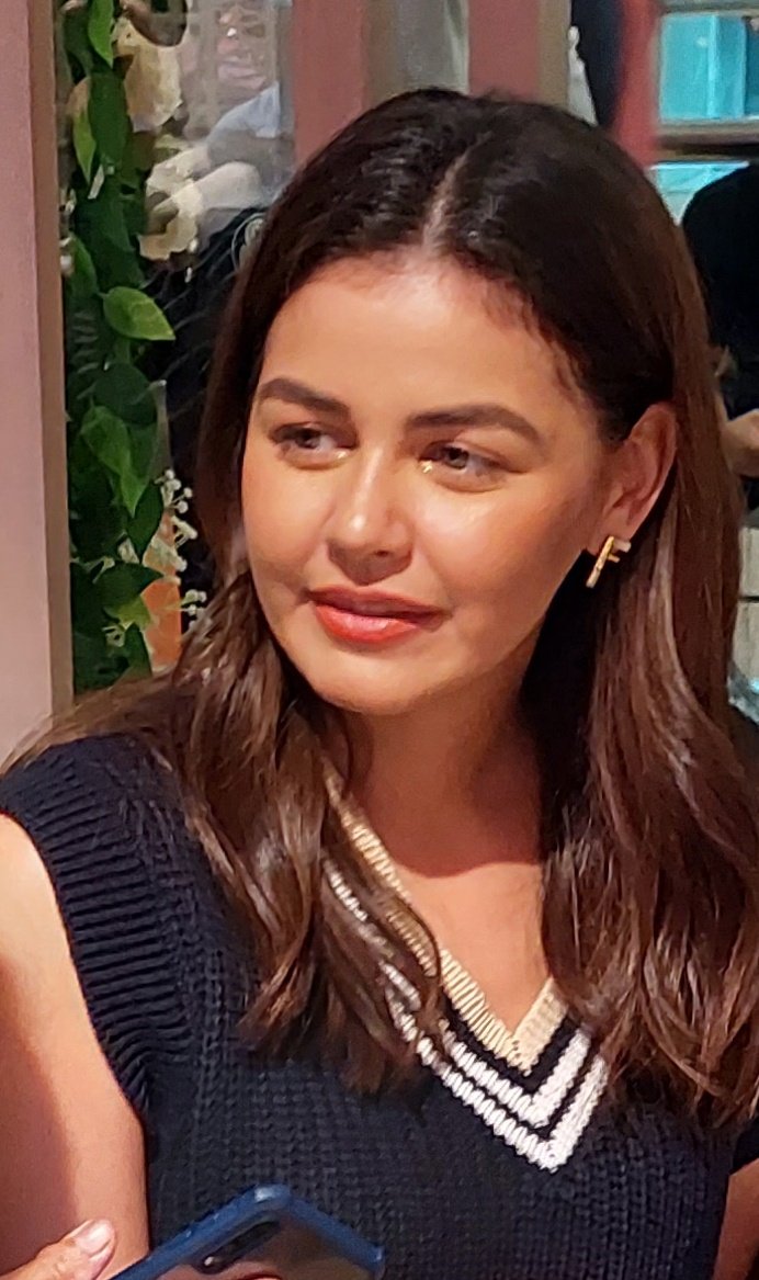 Napakaganda naman grabe grabe 

<a href="/janinegutierrez/">Janine Gutierrez</a> 
#DLPlano 
#JanineGutierrez