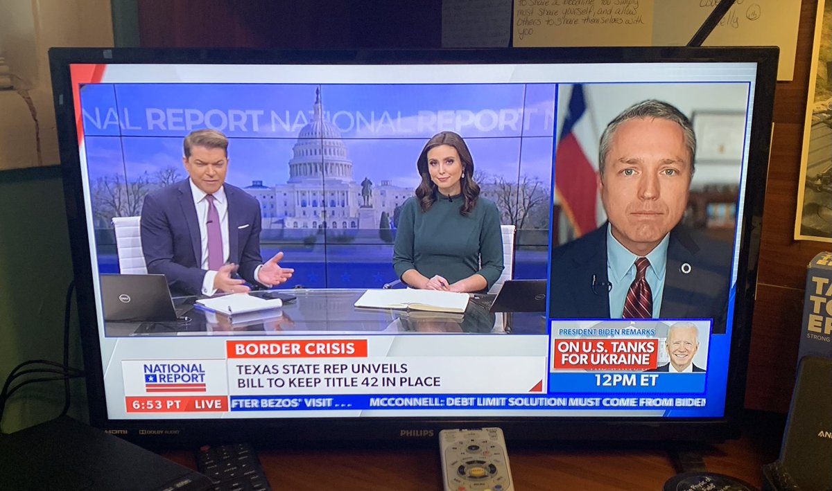mtnmama88's tweet photo. @DIRECTV @att @NEWSMAX @gregkellyusa @Jennife35336411 me watching newsmax on Fubo while waiting on hold for over 30 minutes to cancel my decade long service with direct tv. First they drop OANN and now this. 🖕🇺🇸 #finalstraw #dropdirecttv #canceldirectv https://t.co/lAUZftnPXt