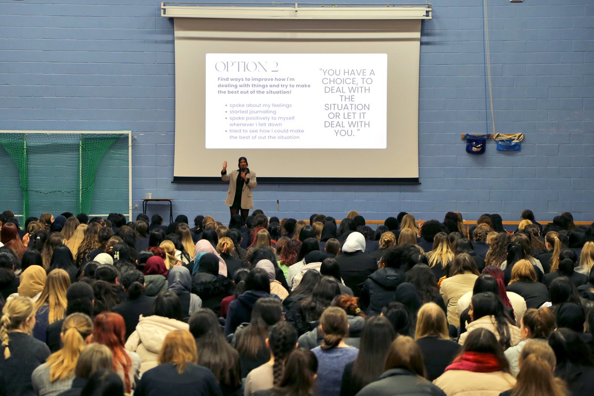 suttcold's tweet photo. Rounding off our third day of Wellbeing Week, this afternoon our Year 11, 12 and 13 were joined by @EmergeandLead and @belindakaurs_ for an inspiring talk about Resilience and Gratitude.

Thank you so much for coming in today 💖 https://t.co/PhnJvWoAnY