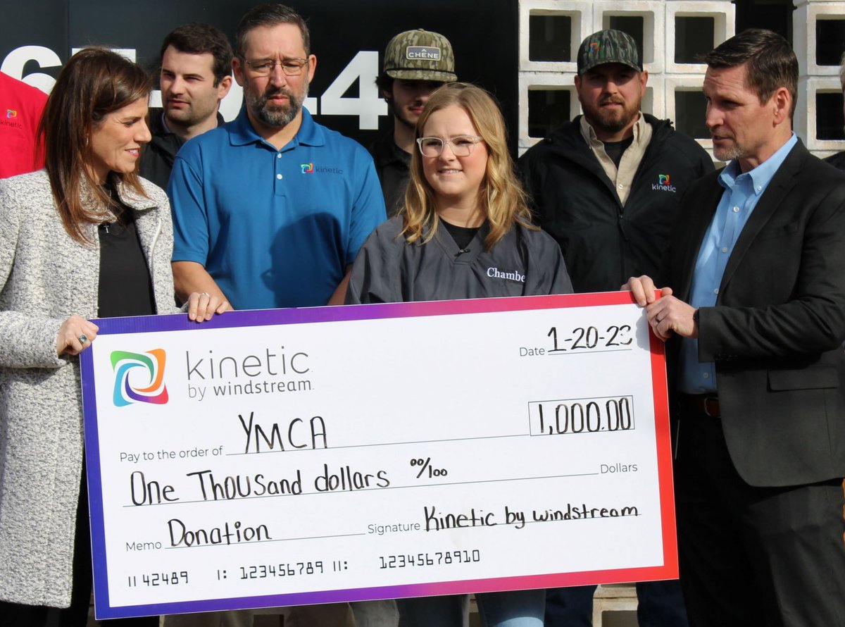 GoKineticFiber's tweet photo. Kinetic celebrated the grand opening of its newest retail store in Monroe, GA, with a $1,000 donation to the YMCA of Georgia's Piedmont. The funding will help build a new local branch, providing health and wellness programming for all ages. #HighSpeedforHere #HomeTownHighlights https://t.co/lbKs5byJB0