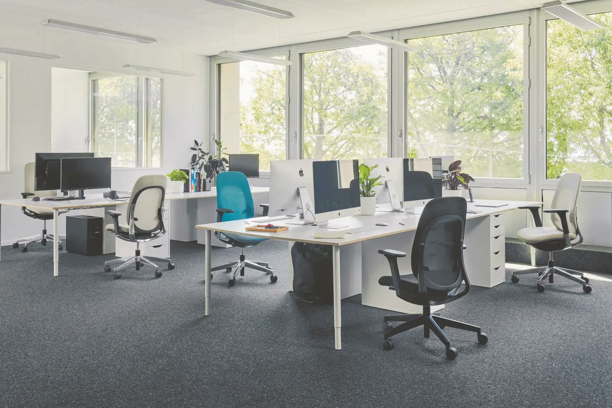 Ergonomic design featuring an elegant and visually simplified chair - perfect for the office and home.

Book an appointment to our showroom!
📞01483 600085
🖥healthy-homeoffice.co.uk

#healthyhomeandoffice
#poorposture #healthyhomeoffice #workfromhome