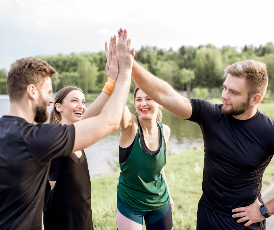 #Sporten | We vinden het belangrijk dat sporters in een gezonde sportomgeving kunnen bewegen. Heeft je vereniging een idee of initiatief voor een gezonde sportomgeving? Er zijn regelingen om je te ondersteunen. Lees meer op de website: bergendal.nl/samen-werken-a…