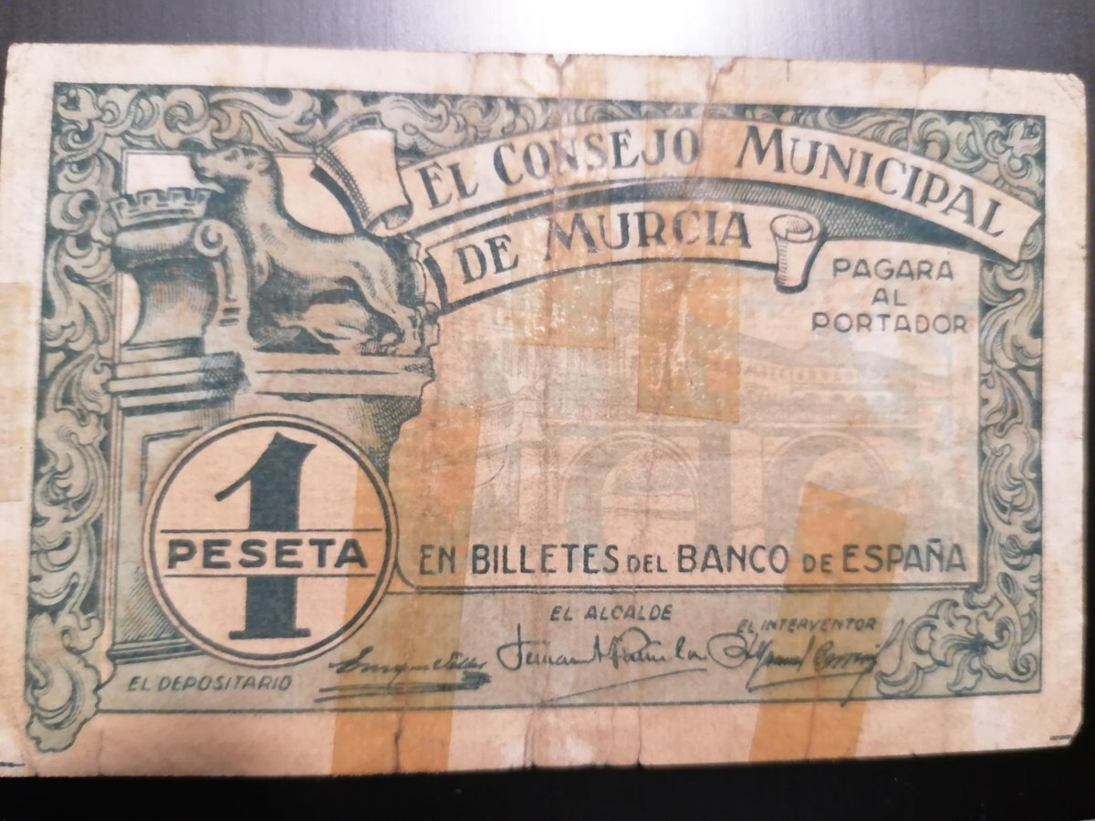 UN PIÑUELA, UN ALCALDE Y LA FUENSANTA
Ayer me llegó una nueva maravilla de la Historia de Murcia, un billete del Consejo Municipal de Murcia acuñado en 1937.
A la emoción que me causan estos vestigios de nuestra historia, se une la sensación de peso y desasosiego. 
Abro 🧶👇