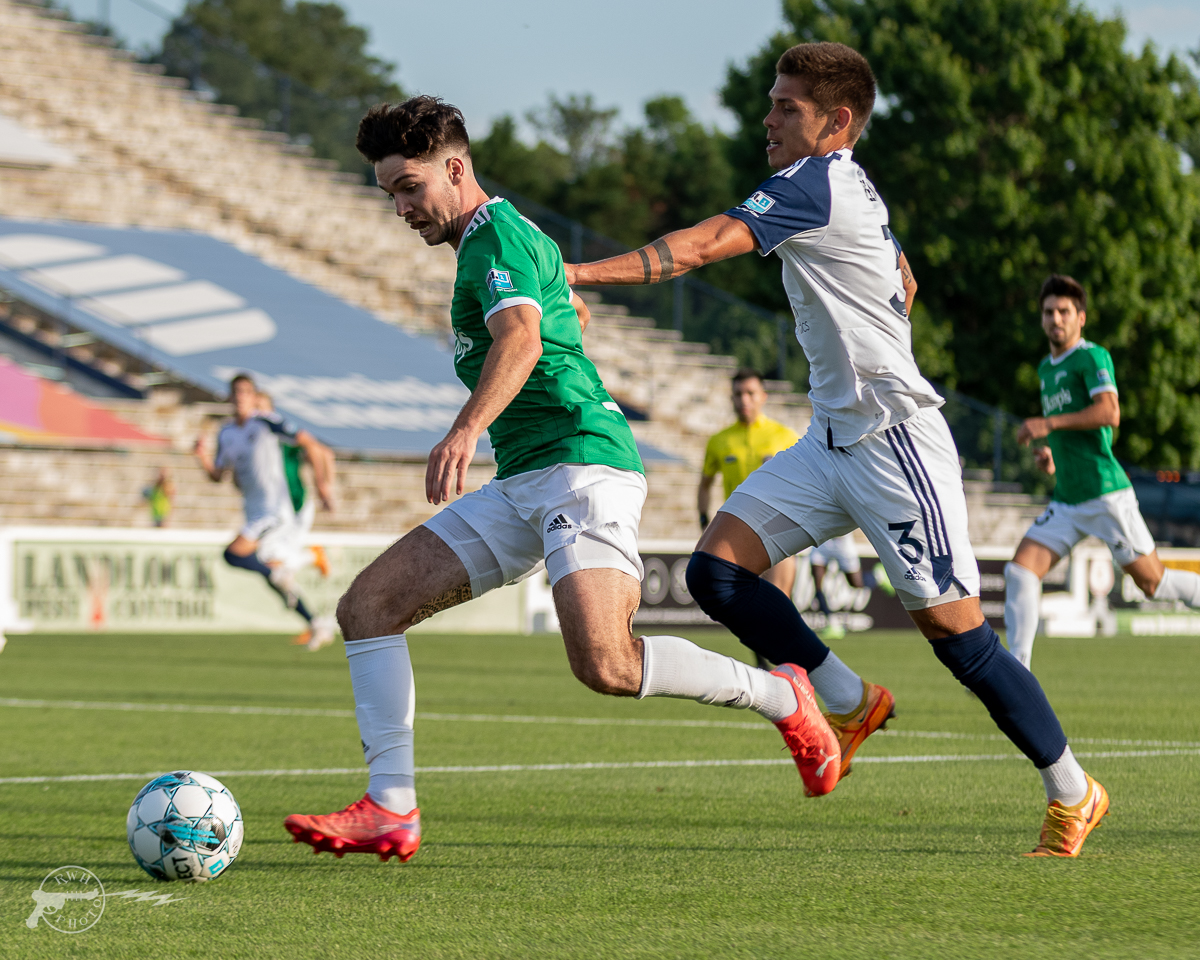 RCRedArmy's tweet photo. Goodbye Time - Stuart Ritchie Wish he was sticking around to watch his relentlessness both defensively and offensively. Best of luck Stu as you move on up. #lookbetterinred #rvaisred #sufr #sectionO #usl1 #supportyourlocal #soccer #rva #rcra
π· @RVAHub https://t.co/z7OPtpVFxy