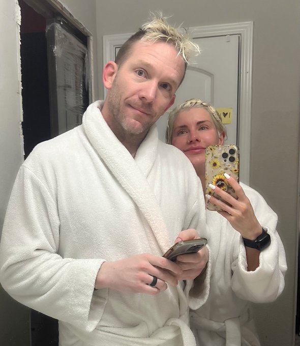 Cucking this gorgeous specimen before I fly out to get fucked tomorrow 😈 https://t.co/EbRdTv5jKh