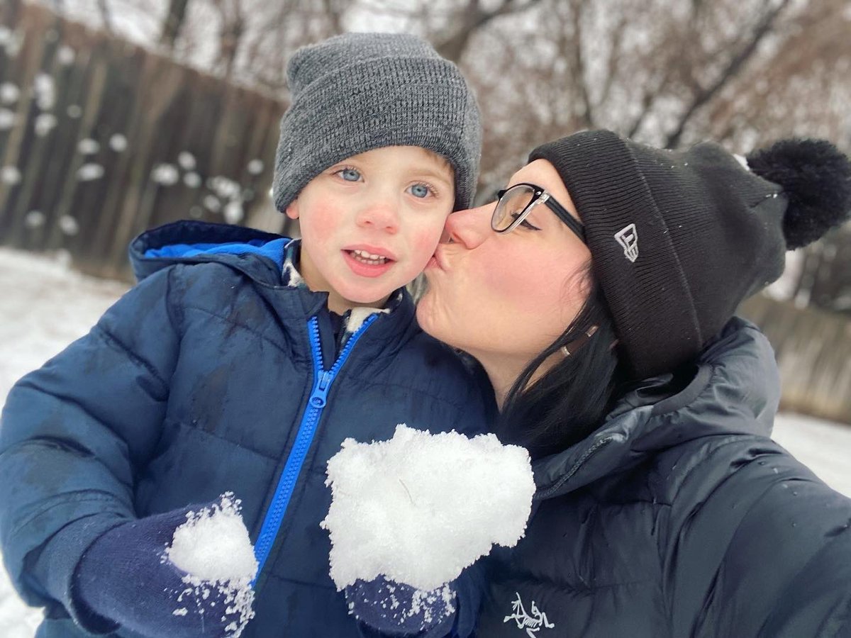 theLovelyLisaB's tweet photo. Up early to have a mini #Snow day in #NWArk with my favorite. ❄️💙 #CooperBK
#ARwx #NWAwx https://t.co/HYVxaKROfh