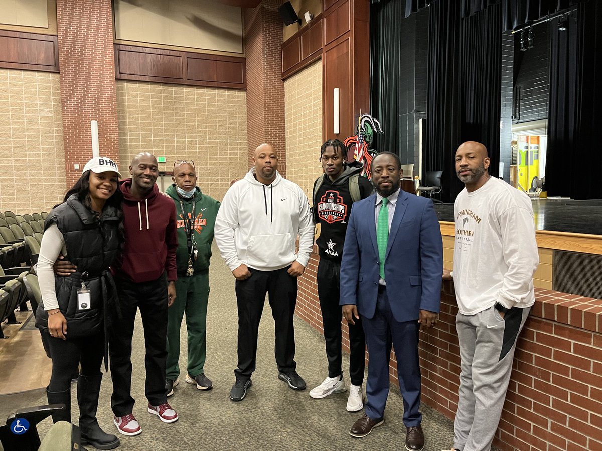 Thanks ⁦⁦<a href="/galvin_billups/">Galvin K. Billups</a>⁩ for sharing this morning ⁦<a href="/bham_fca/">Greater Birmingham FCA</a>⁩ ⁦<a href="/coach_mccray00/">Coach McCray</a>⁩ ⁦<a href="/kepjohnson32/">Kevin Johnson</a>⁩ ⁦<a href="/_CoachDunn/">Blessing Dunn</a>⁩ ⁦<a href="/CoachMarlonBush/">Marlon Bush</a>⁩